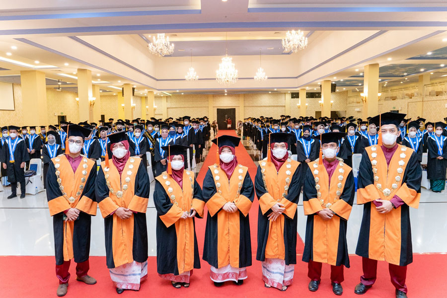 wisuda-1