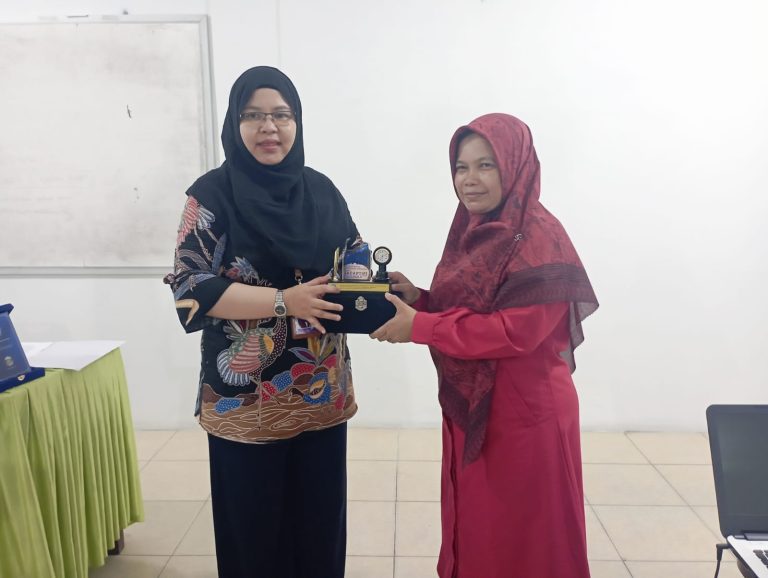 Pelaksanaan Ujian Kompetensi Bahasa Indonesia (UKBI) di Kampus STIE Pembangunan Tanjungpinang bersama Kantor Bahasa Provinsi Kepri