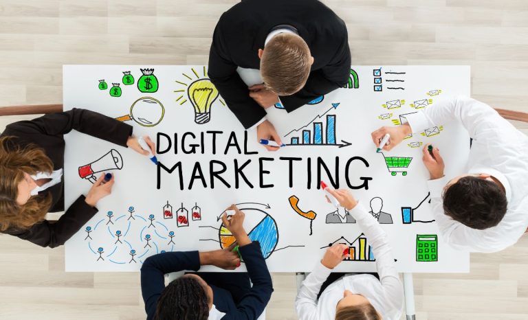 Persaingan Bisnis di Era Digital: Penerapan Strategi Digital Marketing yang Jitu