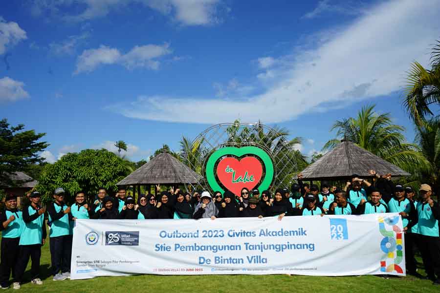 Outbond dan Family Ghatering STIE Pembangunan Tanjungpinang