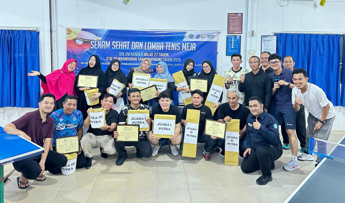 Lomba Tenis Meja Seluruh Civitas Akademika STIE Pembangunan Tanjungpinang dalam memeriahkan MILAD STIE PembangunanTanjungpinang ke-27 Tahun