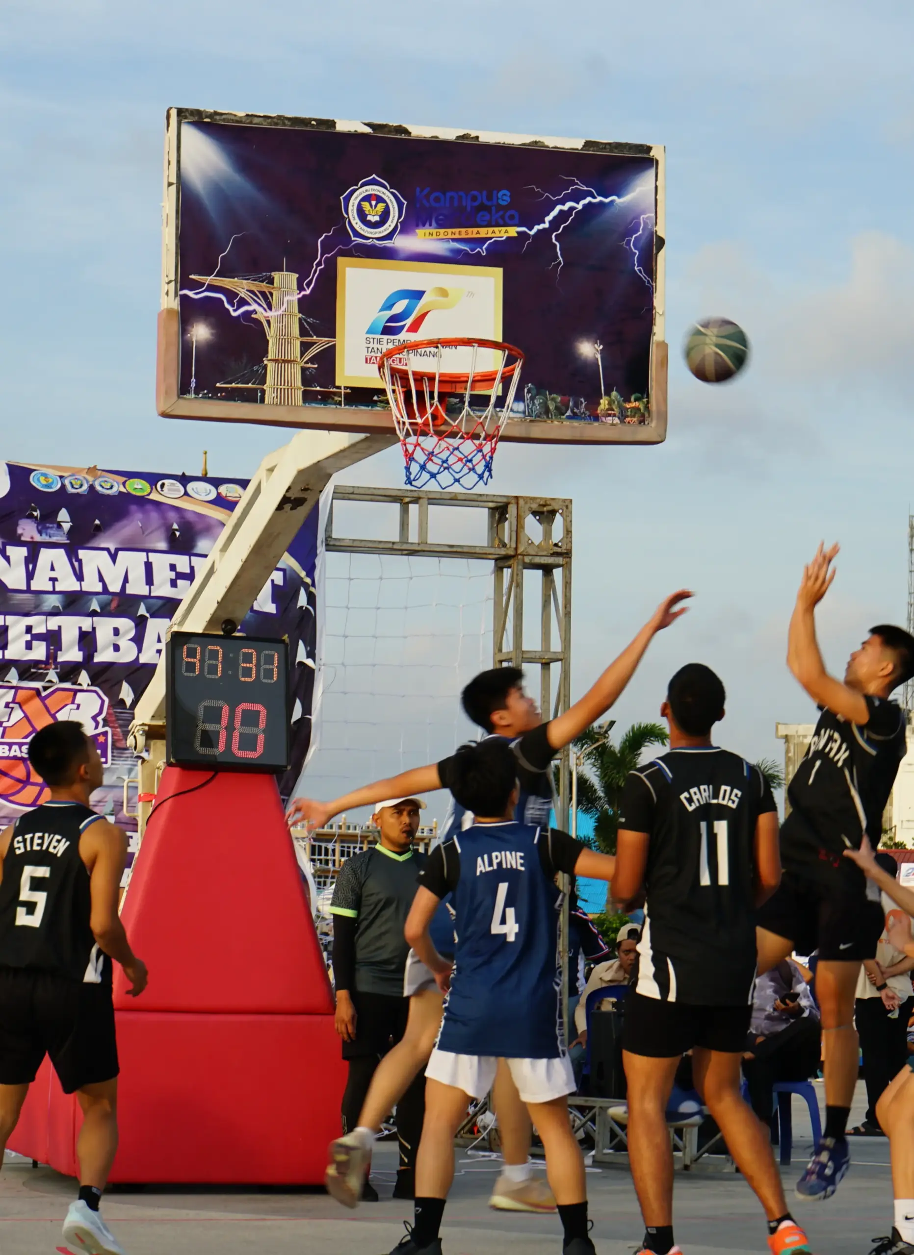 Turnamen Basket - Putra