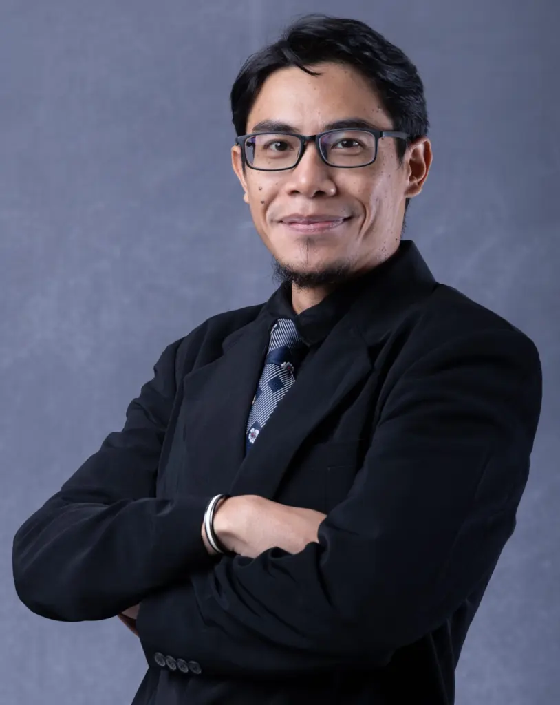 Octojaya Abriyoso, M.M.